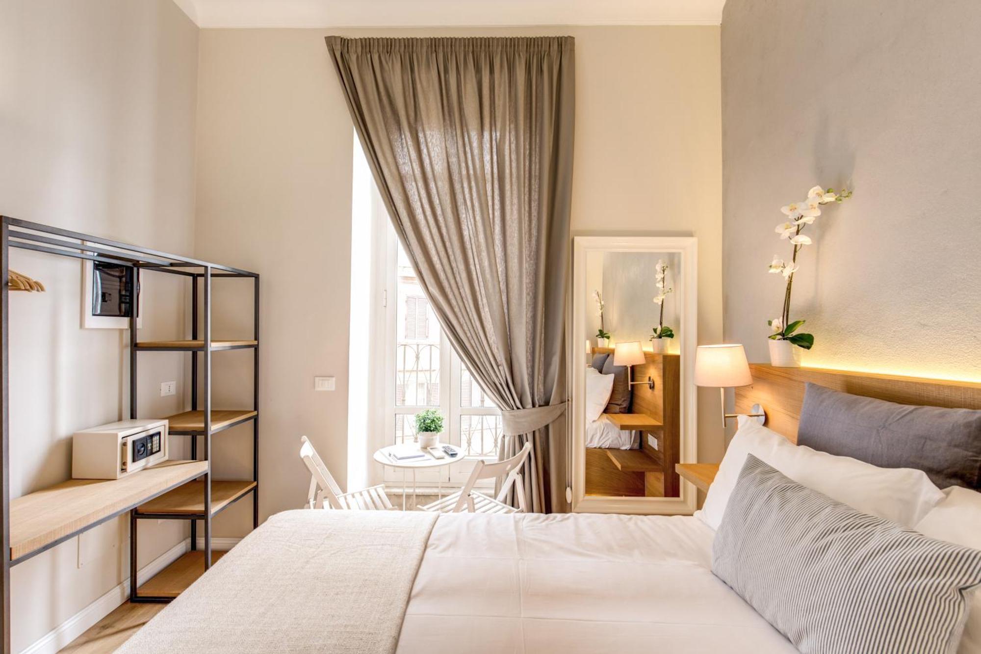 The Spanish Suite Campo De' Fiori — Foto 1